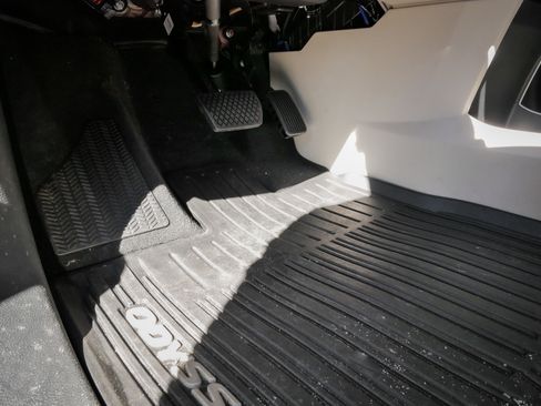 Used 2025 Honda Odyssey EX-L image 17