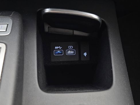 Used 2025 Genesis GV70 2.5T image 25