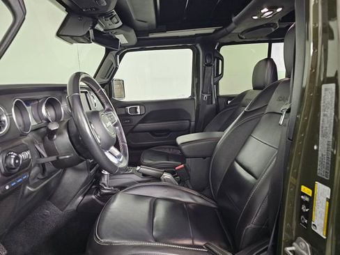 Used 2021 Jeep Wrangler Unlimited Sahara w/ Safety Group image 23