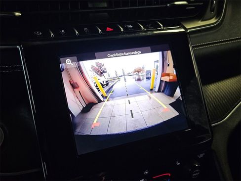 Used 2023 Jeep Grand Cherokee Altitude image 21