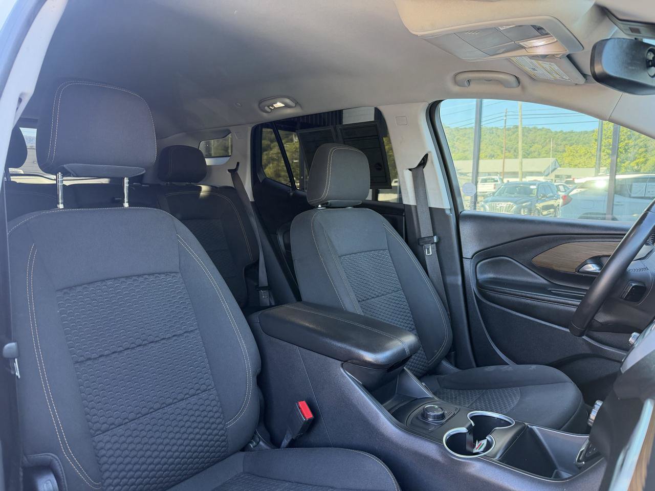 Used 2021 GMC Terrain SLE w/ Elevation Edition AWD/4WD image 12