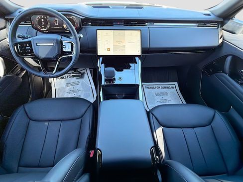 New 2026 Land Rover Range Rover Sport Dynamic SE AWD/4WD image 17