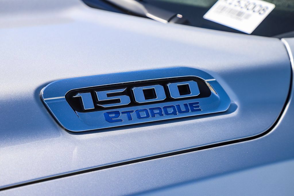 New 2026 RAM 1500 Laramie AWD/4WD image 6