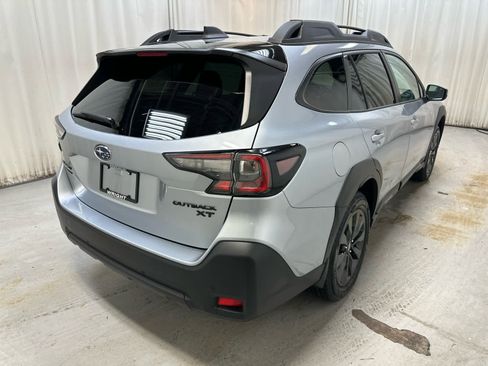 Used 2023 Subaru Outback Onyx Edition XT image 11
