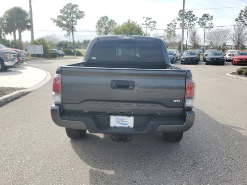 Used 2023 Toyota Tacoma SR5 image 5