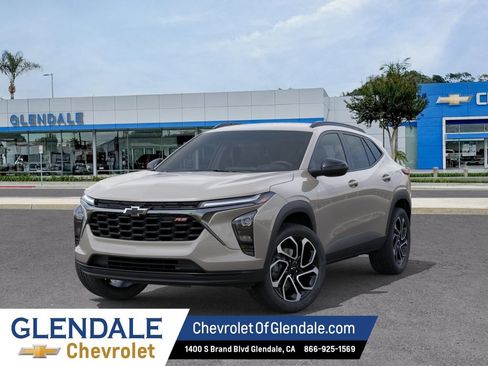 New 2026 Chevrolet Trax RS w/ Driver Confidence Package FWD image 6