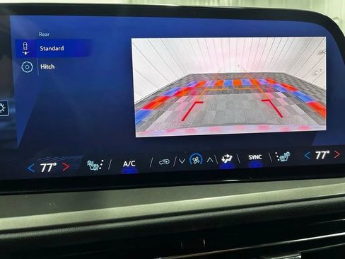 Used 2025 Chevrolet Traverse LT w/ LPO, Floor Liner Package image 14