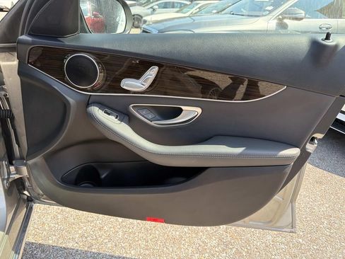 Used 2019 Mercedes-Benz C 300 Sedan image 14