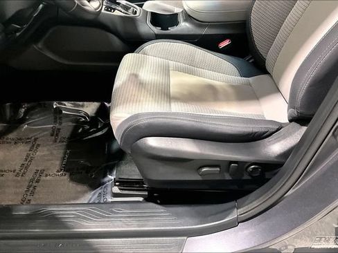 Used 2022 Subaru Outback Premium AWD/4WD image 24