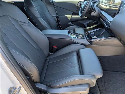 Used 2025 BMW X3 xDrive30i w/ Premium Package image 23