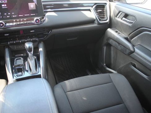 Used 2023 GMC Canyon Elevation w/ Convenience Package RWD image 8