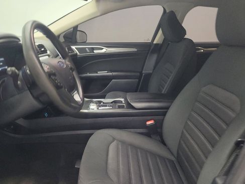 Used 2020 Ford Fusion SE AWD/4WD image 17