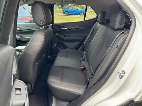 Used 2025 Buick Encore GX Preferred FWD image 24