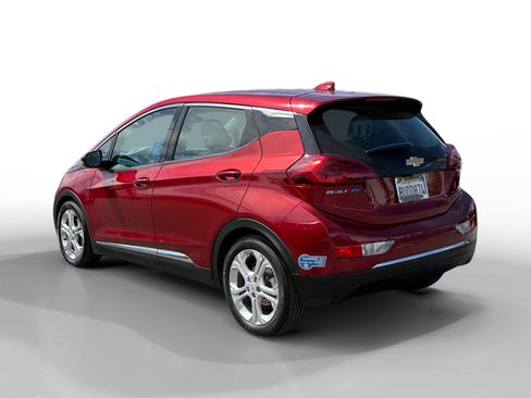 Used 2020 Chevrolet Bolt LT image 3