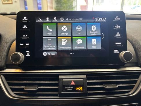 Used 2019 Honda Accord Sport image 8