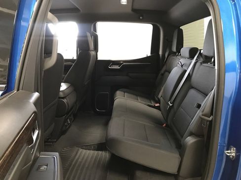 Used 2022 GMC Sierra 1500 Elevation w/ LPO, Elevation Black Package image 9