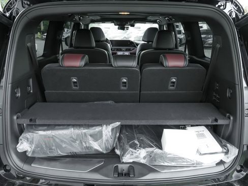 New 2026 INFINITI QX80 Autograph w/ Premium Cargo Package image 31