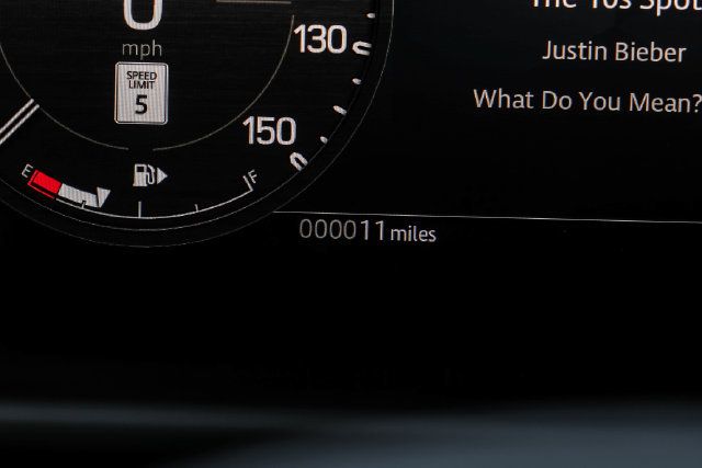 New 2026 Land Rover Defender 110 X AWD/4WD image 25