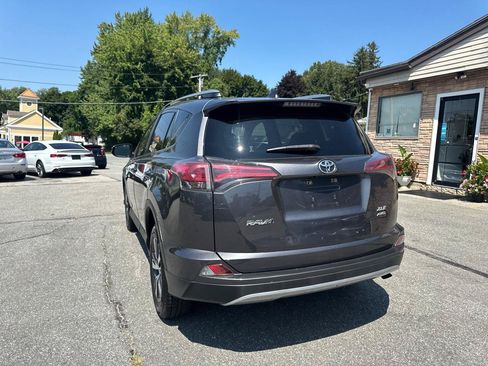 Used 2018 Toyota RAV4 XLE w/ Plus Extra Value Package AWD/4WD image 12