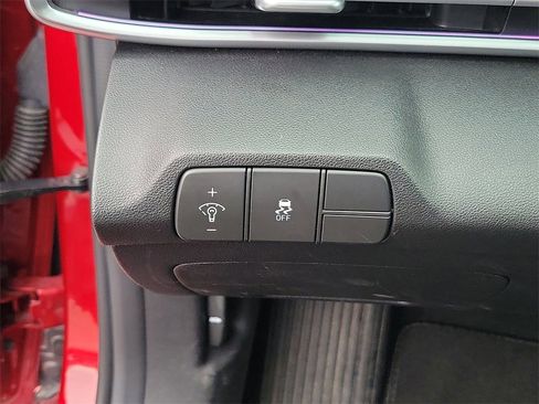 Used 2024 Hyundai Elantra SEL w/ Convenience Package image 12