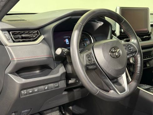 Certified 2023 Toyota RAV4 SE w/ Weather & Moonroof Package AWD/4WD image 17