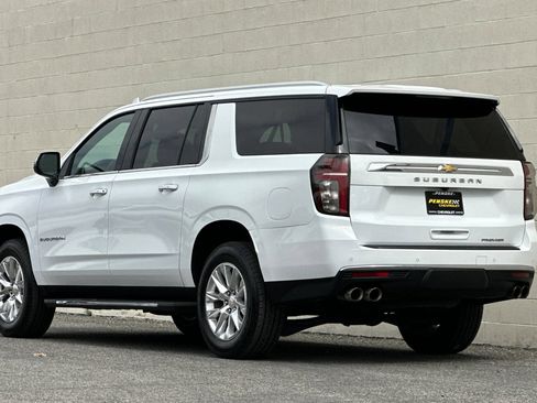 Certified 2024 Chevrolet Suburban Premier RWD image 6