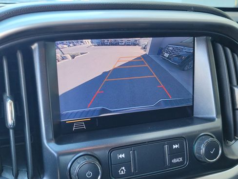 Used 2020 Chevrolet Colorado LT w/ Safety Package image 26