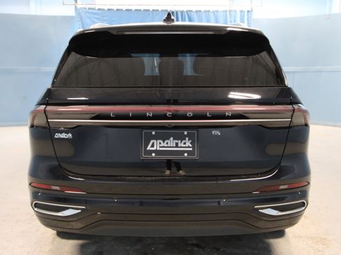 New 2026 Lincoln Nautilus Reserve image 37