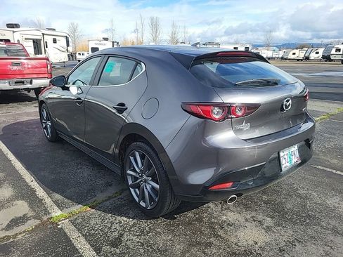 Used 2019 MAZDA MAZDA3 Preferred image 3