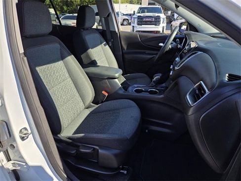 Used 2024 Chevrolet Equinox LT image 19