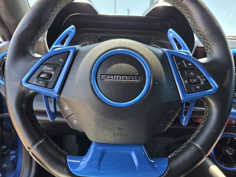 Used 2016 Chevrolet Camaro LT w/ Technology Package RWD image 17