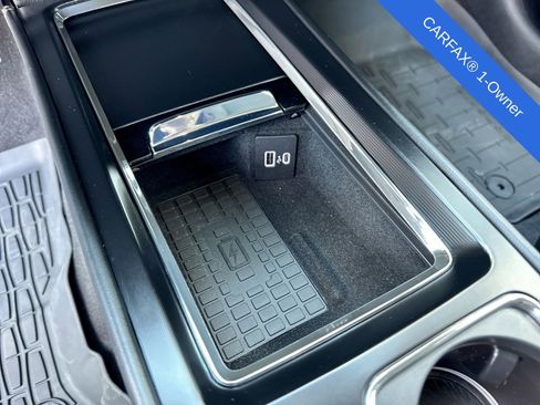 Used 2025 Lincoln Corsair AWD w/ Equipment Group 101A image 37