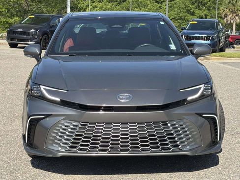Used 2025 Toyota Camry XSE FWD image 27