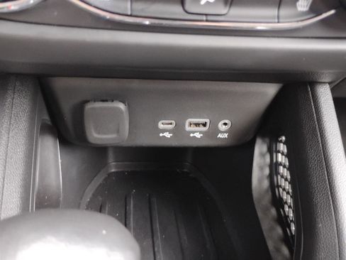 Used 2022 Chevrolet TrailBlazer ACTIV w/ Convenience Package image 26