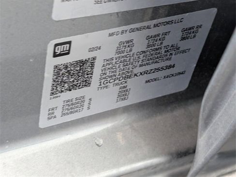 Used 2024 Chevrolet Silverado 1500 Custom w/ Dark Appearance Package image 19