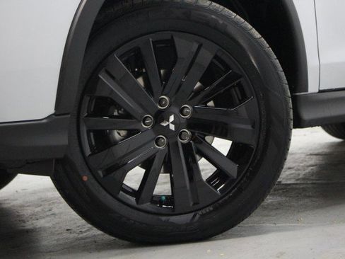 New 2026 Mitsubishi Outlander Sport LE AWD/4WD image 3