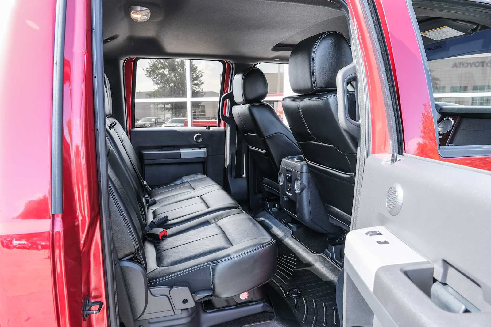 Used 2016 Ford F250 Lariat w/ Lariat Ultimate Package AWD/4WD image 35