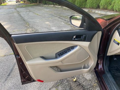 Used 2015 Kia Optima LX w/ LX Convenience Package FWD image 10
