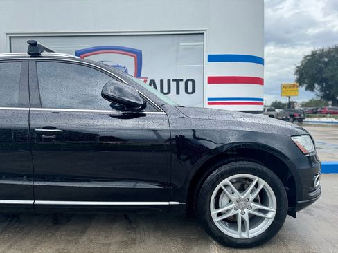 Used 2017 Audi Q5 2.0T Premium Plus w/ Technology Package image 22