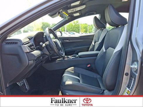 Certified 2025 Toyota Camry SE FWD image 13