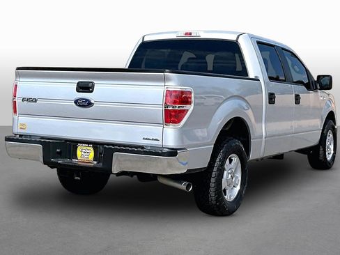 Used 2013 Ford F150 XLT w/ Mid Equipment Group RWD image 2
