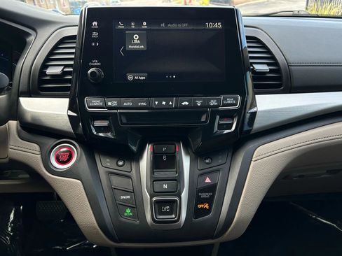 Used 2019 Honda Odyssey EX image 13
