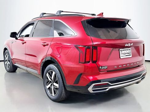 Used 2022 Kia Sorento S FWD image 6