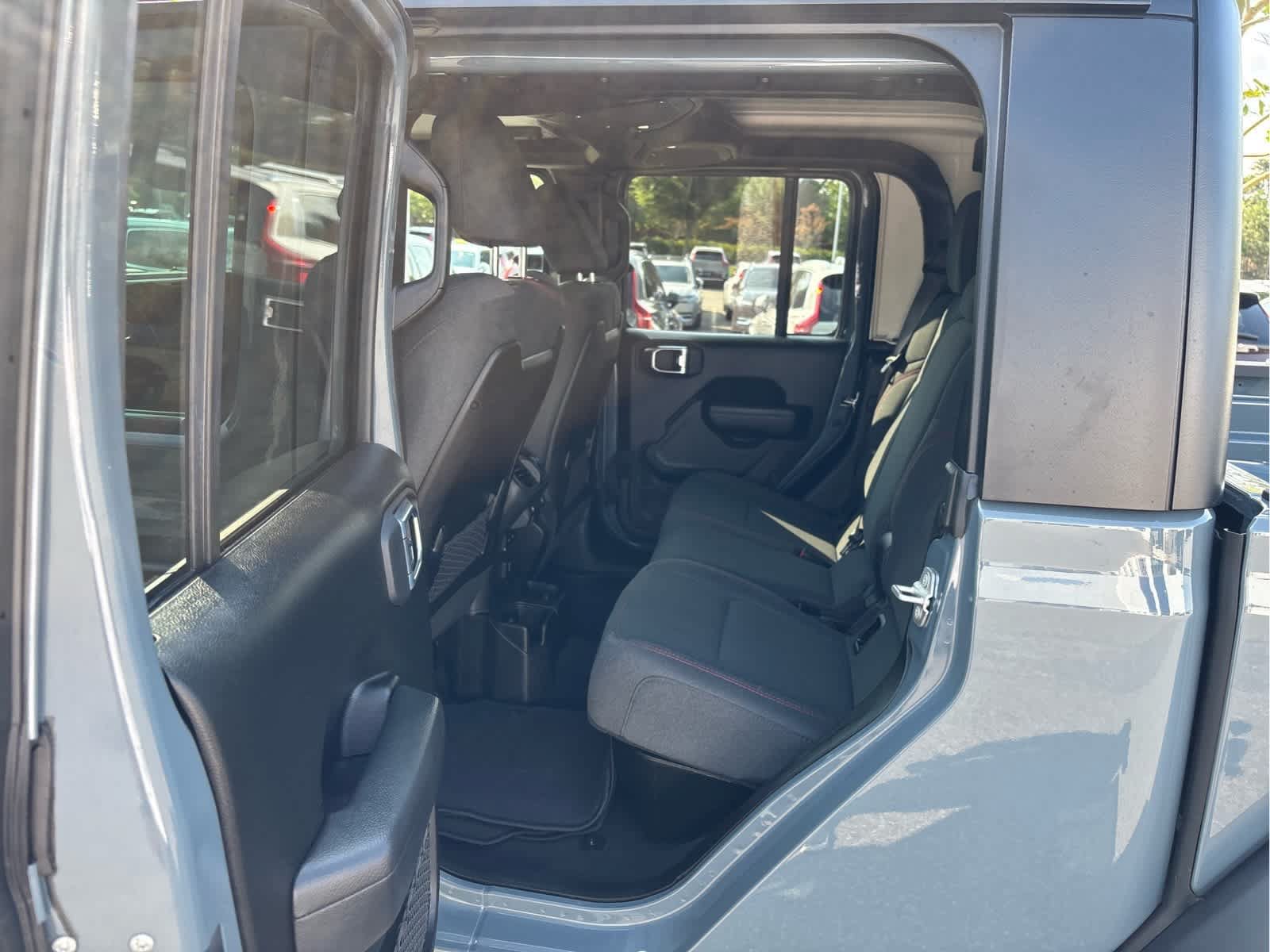 Used 2026 Jeep Gladiator Rubicon AWD/4WD image 18