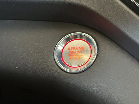 Used 2025 Acura RDX w/ Technology Package image 19