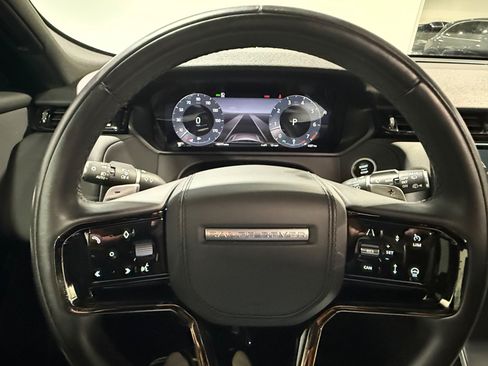 Used 2024 Land Rover Range Rover Velar Dynamic SE AWD/4WD image 21