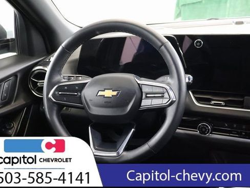 Used 2025 Chevrolet Equinox LT image 14