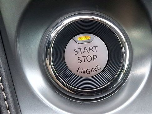 Used 2017 Nissan Maxima 3.5 SV image 21