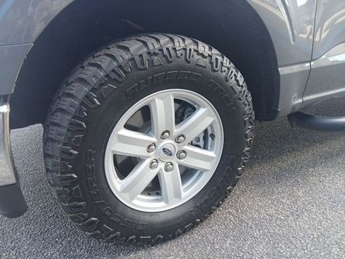 Used 2022 Ford F150 XLT image 7