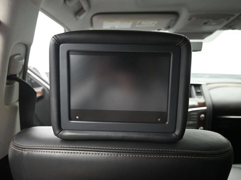 Used 2019 Nissan Armada Platinum RWD image 28